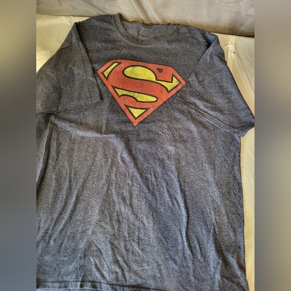 Superman Logo Blue T-Shirt, Size Large - Picture 5 of 5
